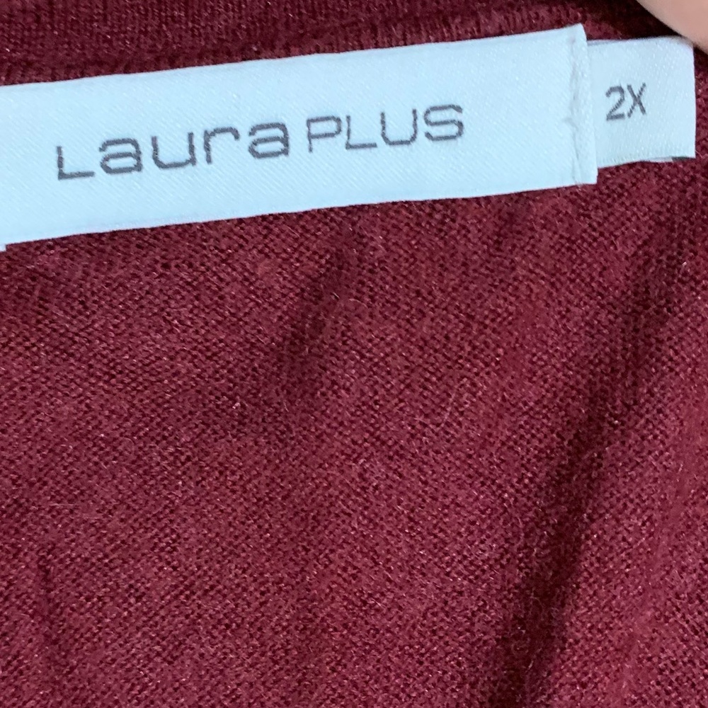Women’s Shirt - Picture 2 of 4